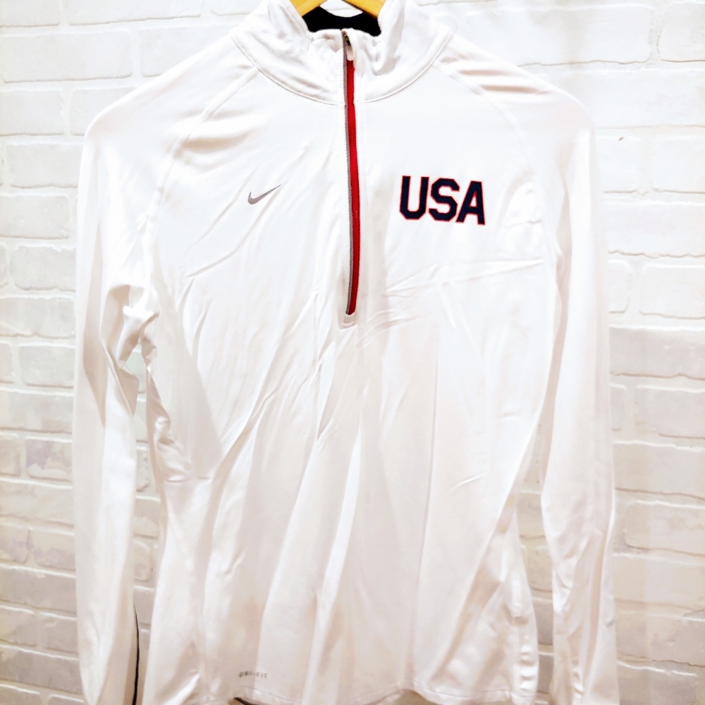 Nike White Dri-Fit Quarter Zip Top USA 🇺🇸 Detail